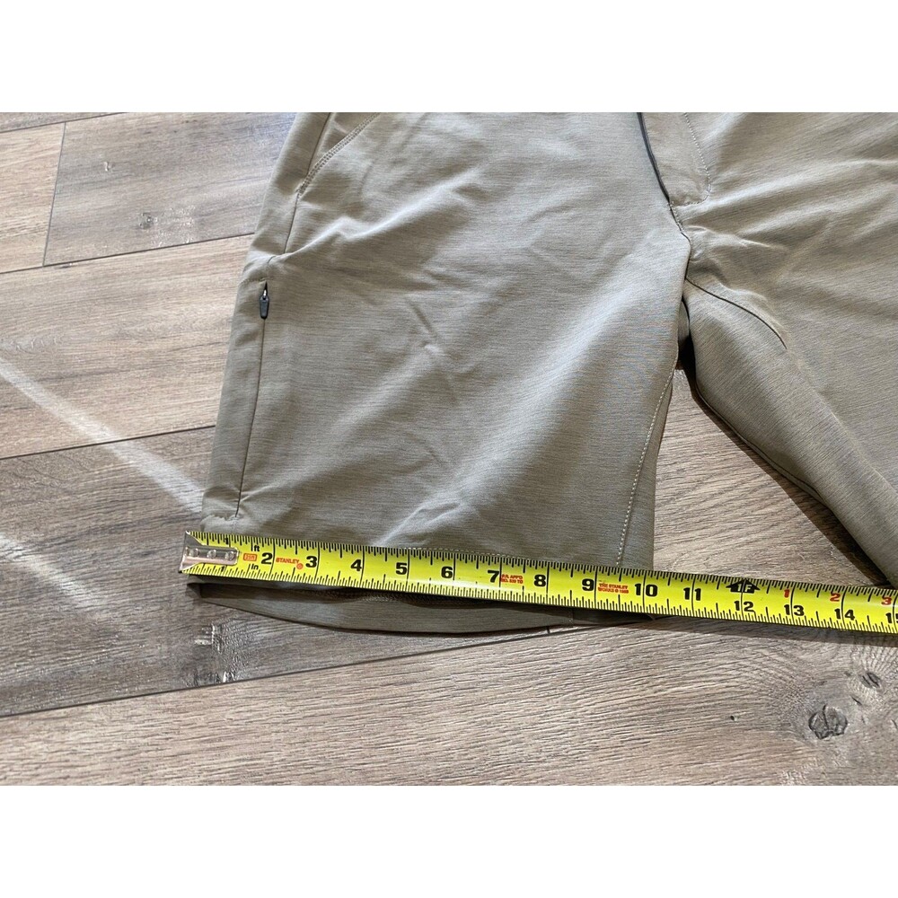 BYLT Kinetic Mens 34X9 Tan Stretch Golf Performance Chino Shorts Zipper Pocket - Picture 6 of 9